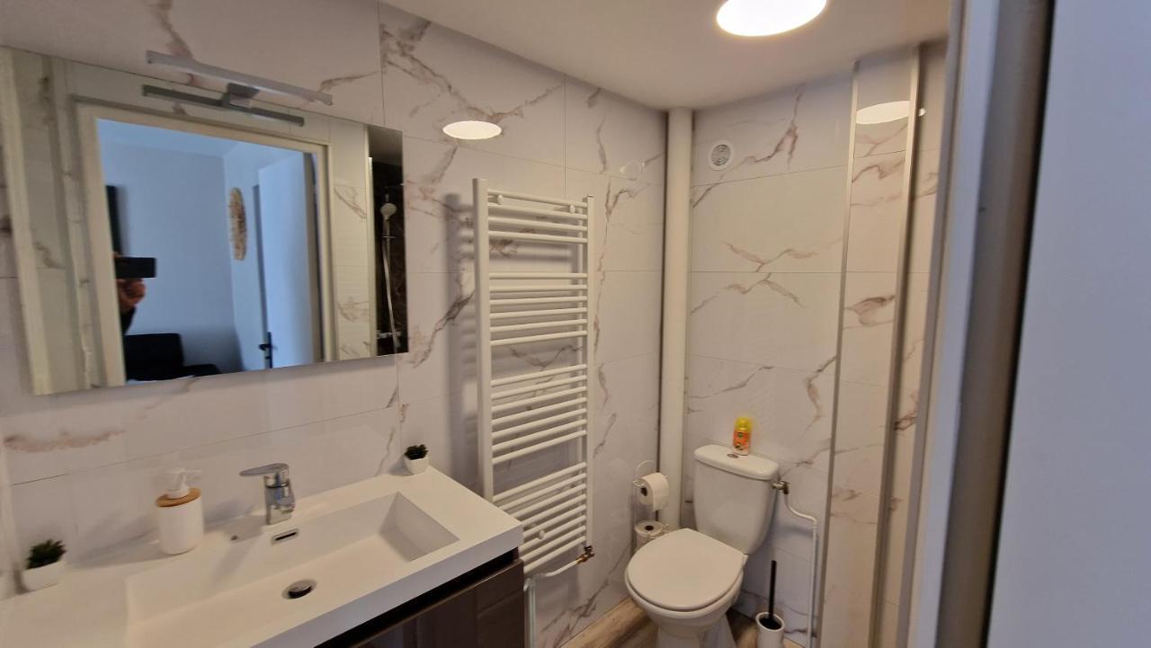 La Symphonie Apartment ชาร์เลอวิลล์-เมซิแยร์ ภายนอก รูปภาพ